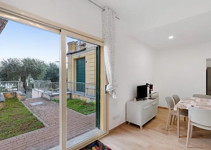 Holiday home Cavalca L'onda *